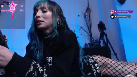 Kianna online show from December 2, 11:38 pm