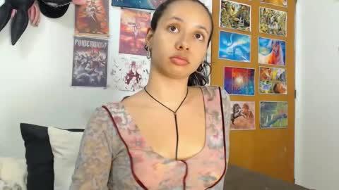 kiaralenon online show from December 16, 3:01 am