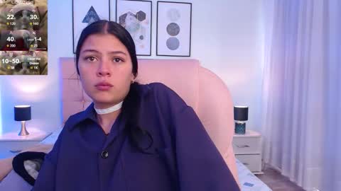 kIKI online show from December 4, 6:41 pm