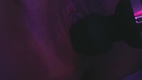 KikiCutie online show from November 1, 6:28 am