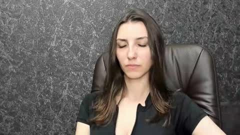 Mika and Miranda online show from September 15, 5:53 pm