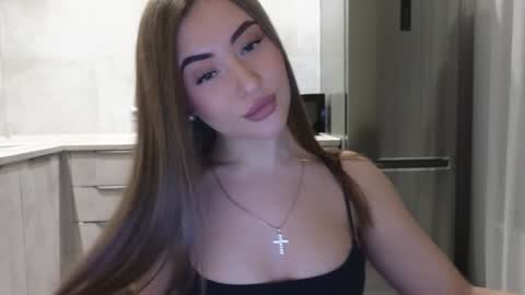 EvaAnna online show from January 12, 8:14 pm