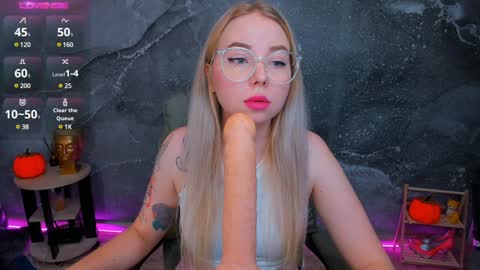 KIM online show from December 13, 8:21 am