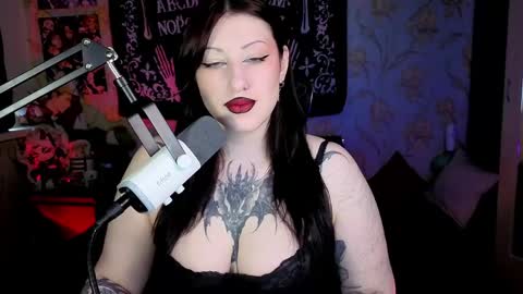 Hi Im Kimberly but u can call me Kim. Turn on ur sound i love to talk and moan online show from April 20, 2:09 pm