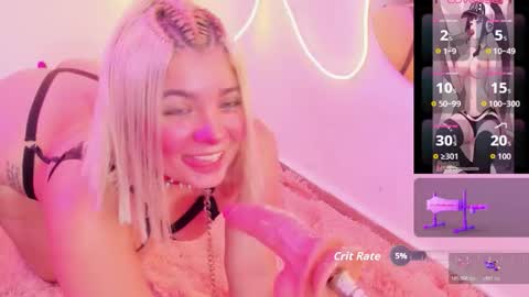 Snapshot of kimberlin_cam chatting on October 24, 9:44 pm Kimberlin  online show from October 24, 9:44 pm