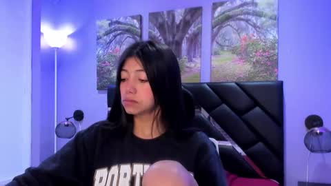 Kimberly Villalobos online show from December 1, 11:36 am