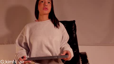 Kim online show from March 9, 12:09 pm