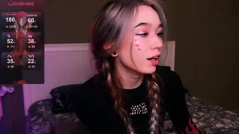 Kimiko online show from November 9, 3:08 pm