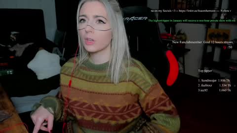 Wolfs Girl online show from January 11, 9:53 pm