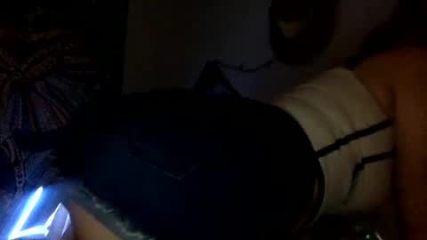 Snapshot of kimkreemz chatting on October 3, 9:14 am kimkreemz online show from October 3, 9:14 am