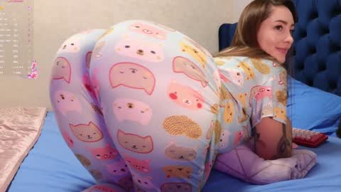 Kimmie online show from October 21, 6:12 pm