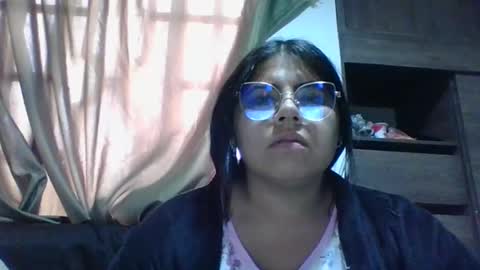 Snapshot of kimmy_kimmy_ chatting on December 29, 6:05 pm Kimmy online show from December 29, 6:05 pm