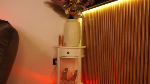 Andreea online show from December 16, 9:42 pm