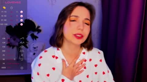 Hazel online show from January 8, 7:07 pm