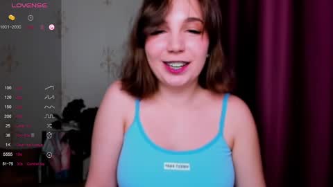 Snapshot of kindhazelhere_ chatting on March 4, 4:41 pm Hazel online show from March 4, 4:41 pm