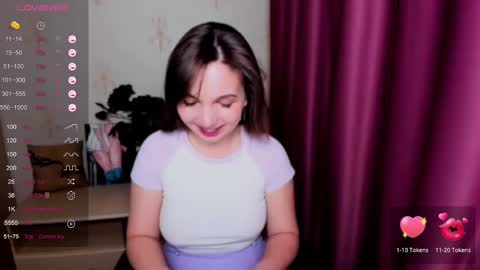 Snapshot of kindhazelhere_ chatting on February 22, 4:15 pm Hazel online show from February 22, 4:15 pm