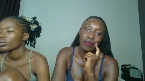 kinky_leila online show from July 4, 5:47 am