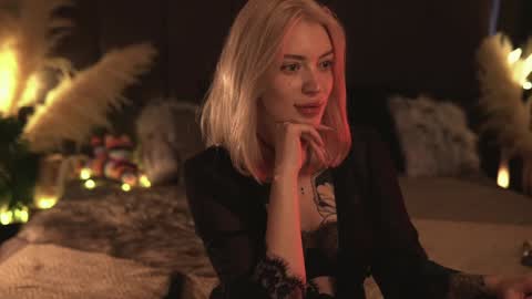 kinkylina_ online show from January 17, 10:33 am