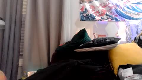 Snapshot of kinkypinkyplay2 chatting on February 25, 9:42 am Kinky Pinky online show from February 25, 9:42 am