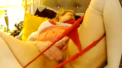 Kinky Pinky online show from October 31, 8:18 am