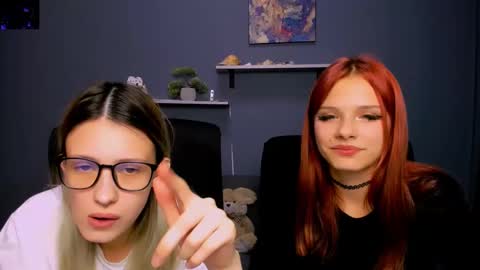 your dream  online show from December 18, 8:03 pm