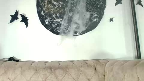 kira online show from October 28, 12:00 pm