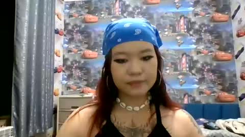 Snapshot of kiradrip chatting on October 21, 8:57 pm Kira online show from October 21, 8:57 pm