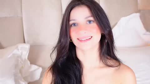 kira online show from February 15, 8:45 pm