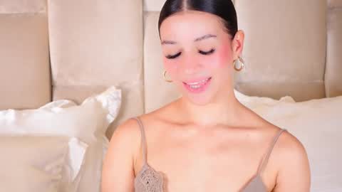 kira online show from September 18, 3:27 am