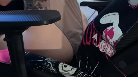 Kira    online show from February 22, 12:40 pm