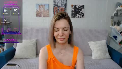 kiramartins cat online show from March 9, 4:16 am