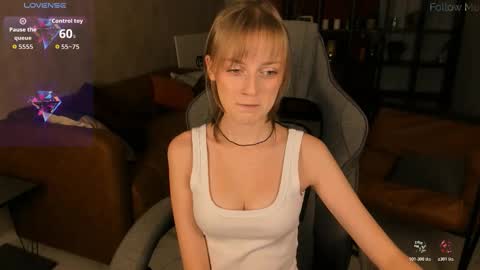 Kira online show from November 6, 5:30 pm