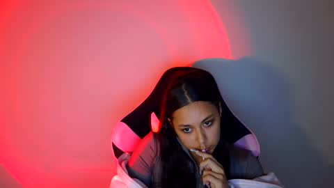 Snapshot of kiss_ameliaa chatting on October 8, 8:29 am kiss_ameliaa online show from October 8, 8:29 am