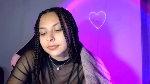 Snapshot of kiss_ameliaa chatting on March 6, 5:43 pm kiss_ameliaa online show from March 6, 5:43 pm