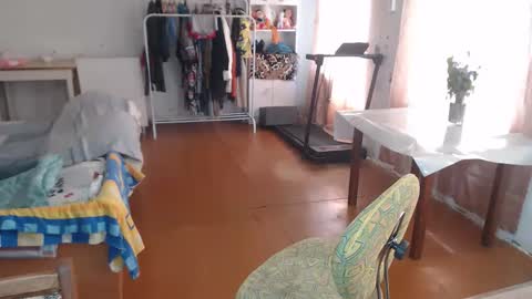 kiss_ass12 online show from May 22, 9:07 am