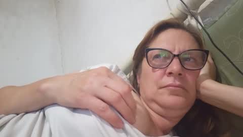 kissandvibe online show from October 8, 6:34 pm