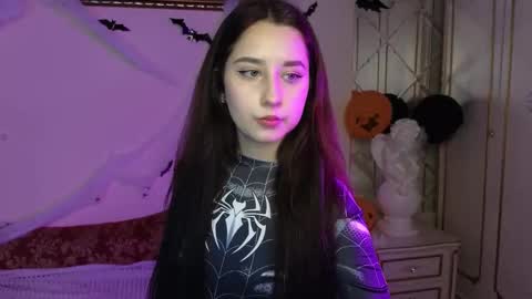 Hot Eva online show from October 27, 11:39 am