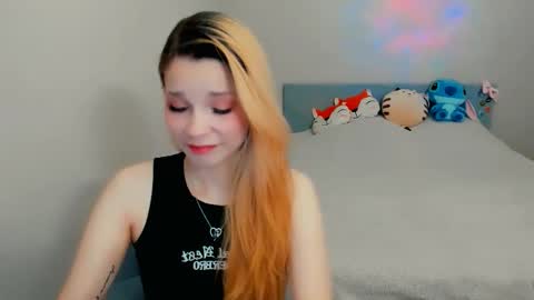Snapshot of kitten_alisa chatting on October 11, 7:27 pm Alissa online show from October 11, 7:27 pm