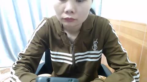 kitti_baby2x online show from December 23, 1:09 am