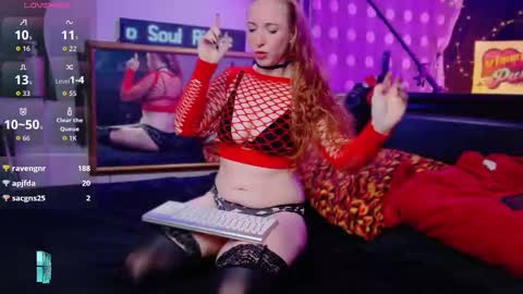 Snapshot of kittiepurry chatting on October 15, 2:14 am Kittie Purry online show from October 15, 2:14 am