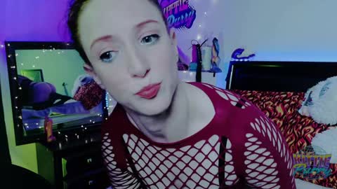 Snapshot of kittiepurry chatting on January 14, 3:11 am Kittie Purry online show from January 14, 3:11 am