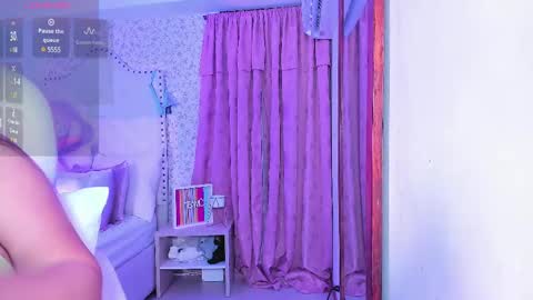 Kitty  online show from February 25, 3:42 am