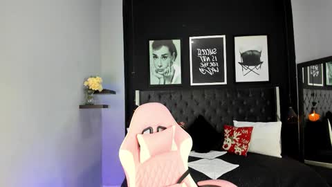 Kitty online show from November 20, 11:33 am