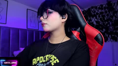 Camila online show from February 3, 6:40 am