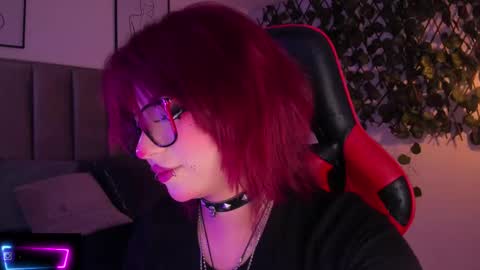 Snapshot of kitty_gang chatting on September 24, 2:43 am Camila online show from September 24, 2:43 am