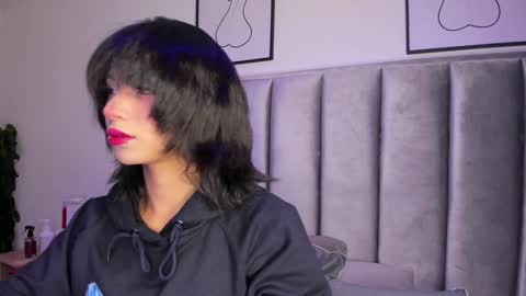 Snapshot of kitty_gang chatting on December 10, 2:48 am Camila online show from December 10, 2:48 am