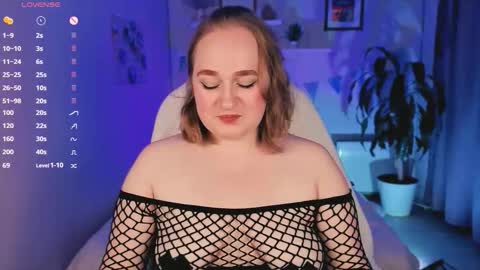 Snapshot of kitty_rest_ chatting on October 19, 3:58 pm Your Goddess Kate Follow me online show from October 19, 3:58 pm