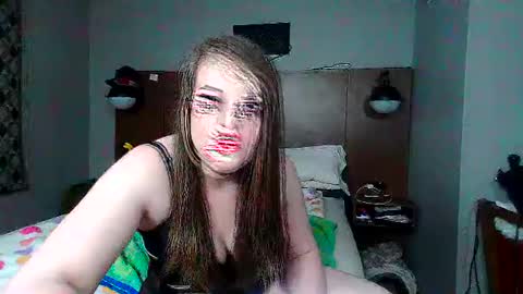 Snapshot of kittykat_1999 chatting on January 23, 9:29 am kittykat 1999 online show from January 23, 9:29 am