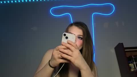 Snapshot of kittykat_1999 chatting on October 4, 4:51 am kittykat 1999 online show from October 4, 4:51 am