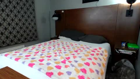 Snapshot of kittykat_1999 chatting on February 24, 3:10 am kittykat 1999 online show from February 24, 3:10 am